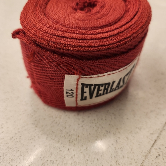 SOLD Boxing hand wraps - Picture 2 of 3